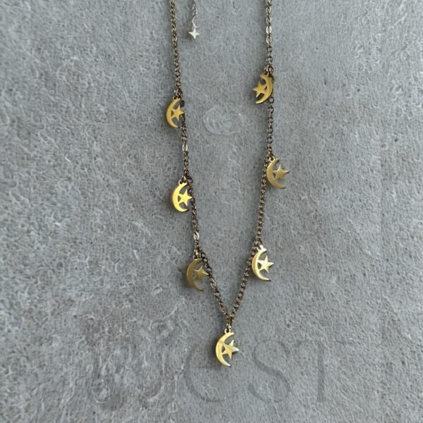 Set Aretes y Collar Gold Estrella Luna B Collar Luna y Estrella