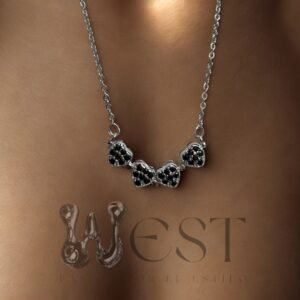 Collar Corazones Plateados y Negros